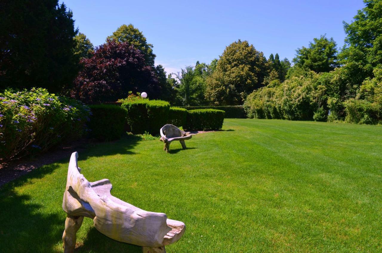Southampton Inn Ngoại thất bức ảnh